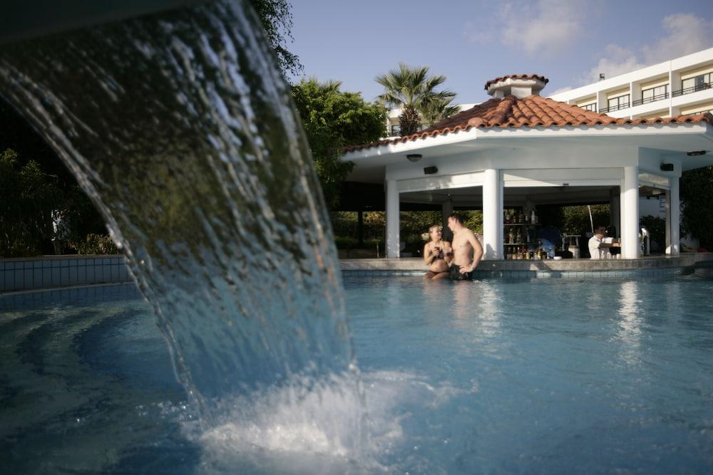 Avanti Hotel Pafos Zewnętrze zdjęcie