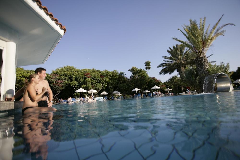 Avanti Hotel Pafos Zewnętrze zdjęcie