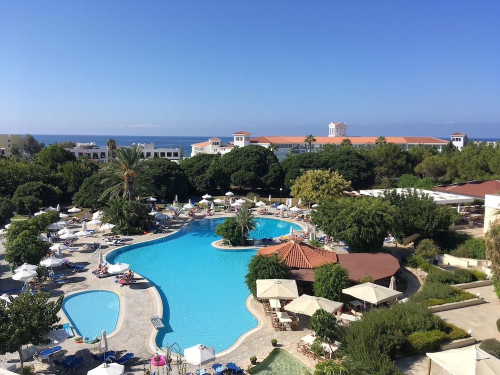 Avanti Hotel Pafos Zewnętrze zdjęcie